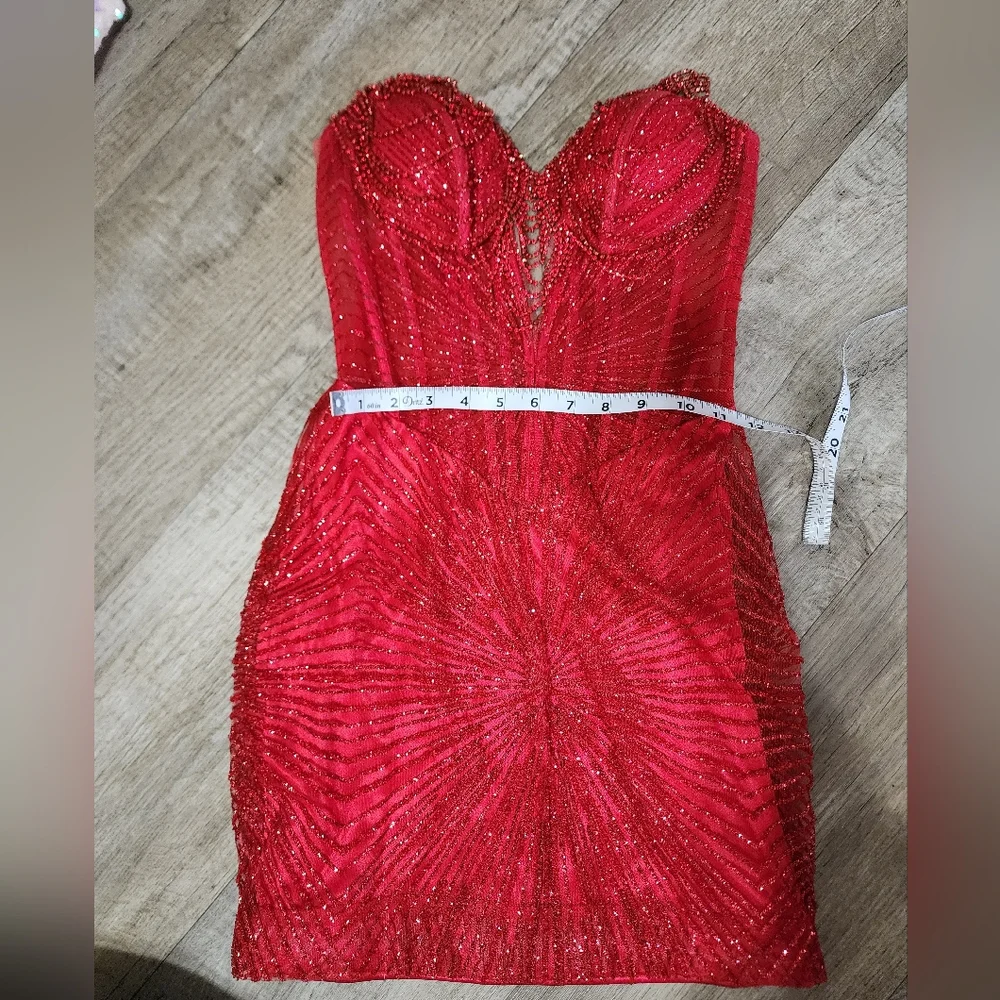 Red Short Beaded Glittery Homecoming Formal Corest Dress Size 2 - Picture 3 of 8